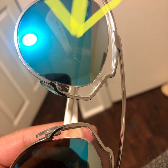 Christian Dior Polarized sunglasses ****Sold***** - Picture 8 of 8